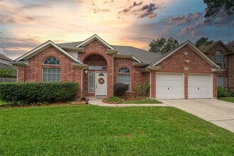 Building Photo - 25923 Marshbrook Ln