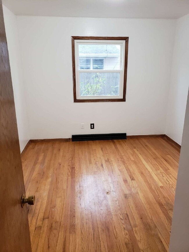 Building Photo - 2925 Santa Fe Trail