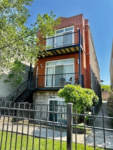 Building Photo - 2709 W Congress Pkwy