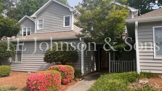 Building Photo - 3734 Wayfarer Dr
