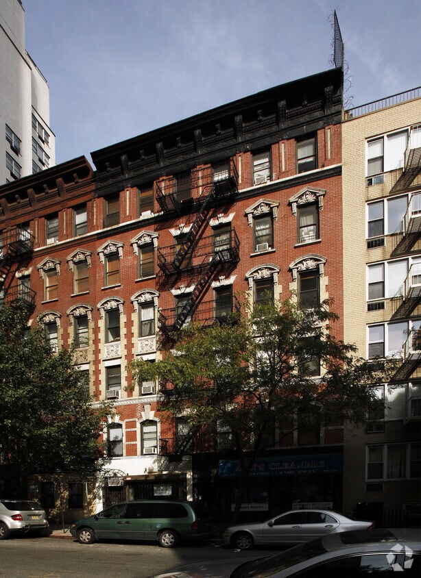 Primary Photo - 309 East 75th Street