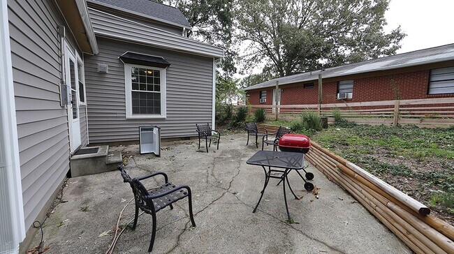 Building Photo - Great home in Durham!