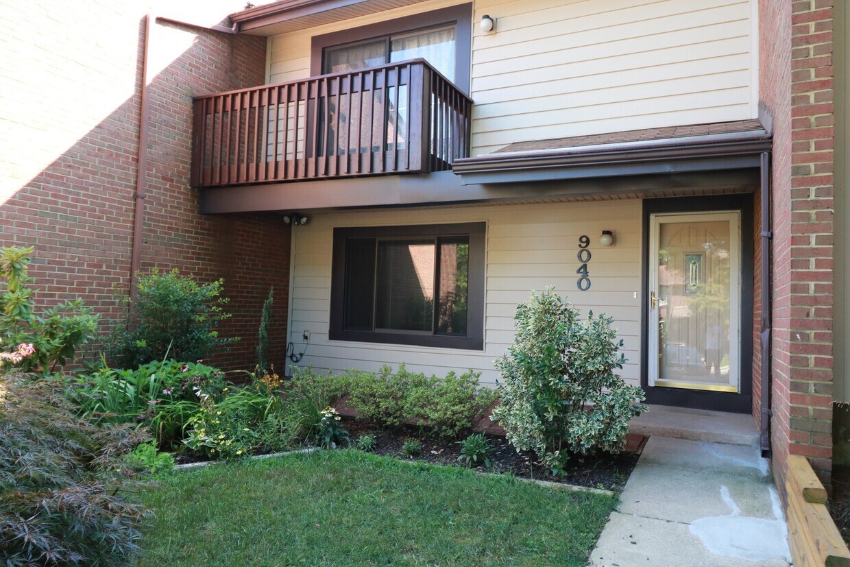 "COMING SOON" 3BD + 2.5BA TH - "COMING SOON"  3BD + 2.5BA TH