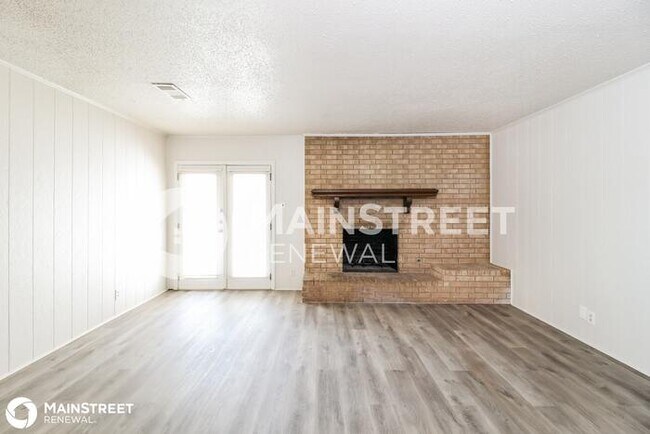 Building Photo - 1822 El Paso St, Lewisville, TX 75077