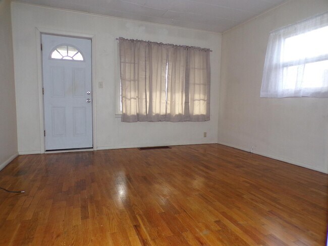 Foto del edificio - 154 Pelton Ave