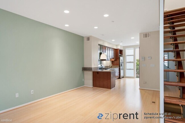 Foto del edificio - 2 br, 3 bath Townhome - 1356 Powell St, Em...