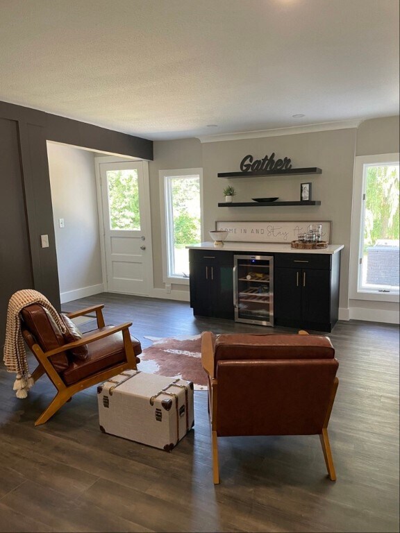 Foto del edificio - 961 Garden Ln