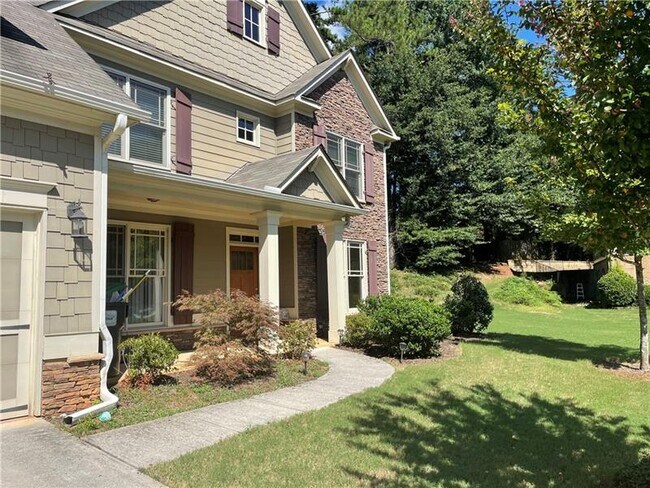 Foto del edificio - 4875 Rockford Ridge Dr