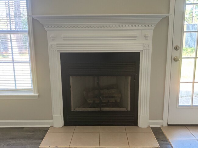 Building Photo - 3808 Raider Ct