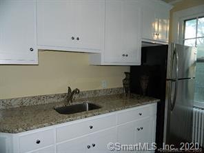 Foto del edificio - 1542 Whitney Ave