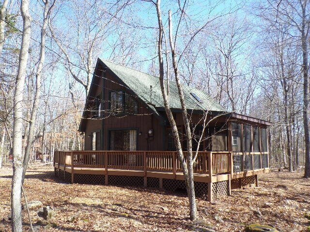 Foto del edificio - 64 Hugo Dr