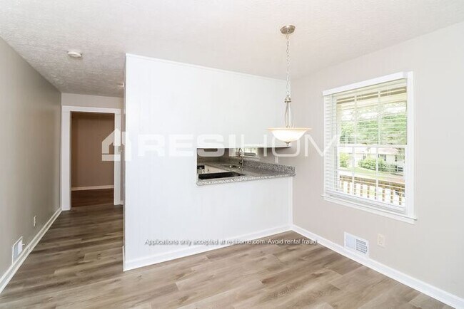 Building Photo - 304 Timber Lake Cir