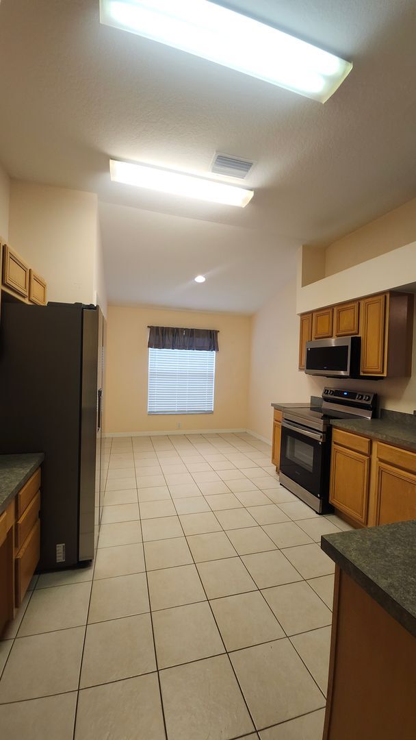 Foto del edificio - 1813 Greystone Heights Dr