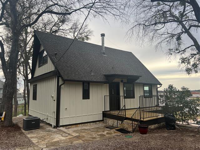 Foto principal - 2331 Live Oak Cir