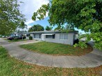 Foto principal - 729 NE 6th St