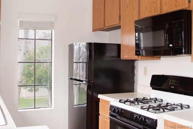 Building Photo - 10935 Summerdale Way