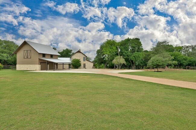 Building Photo - 1700 Co Rd 130