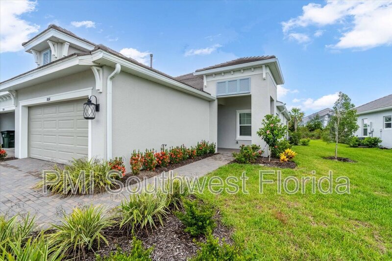 Foto principal - 18018 Franklin Park Ct