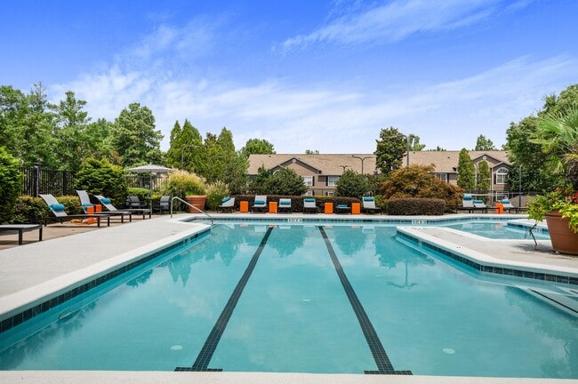 Building Photo - Randolph Perimeter