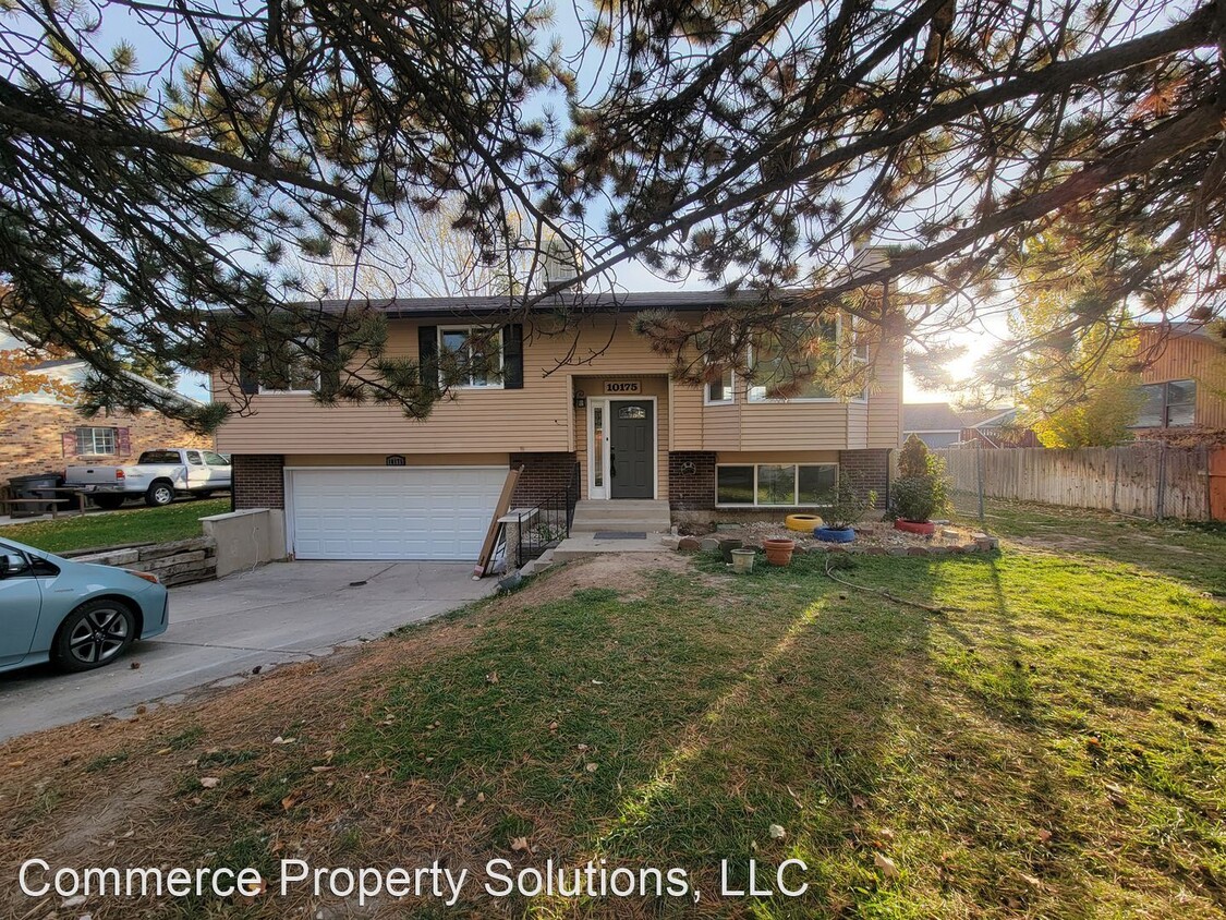 Primary Photo - 5 br, 2.5 bath House - 10175 S 4000 W