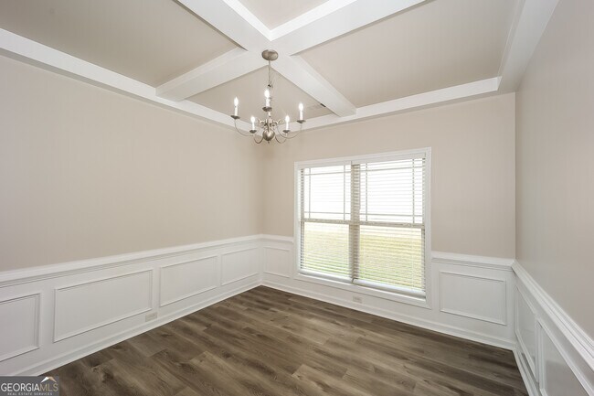 Building Photo - 7685 Battle Way