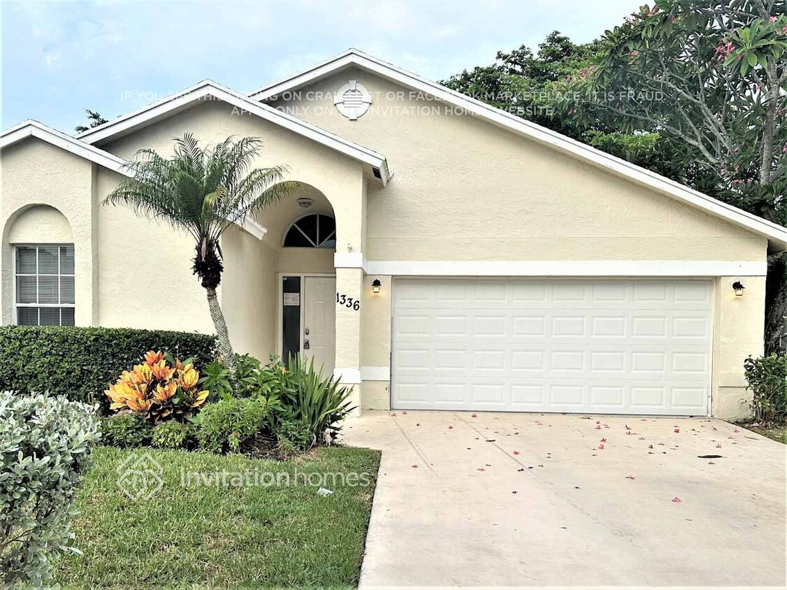 Foto principal - 1336 Waterway Cove Dr