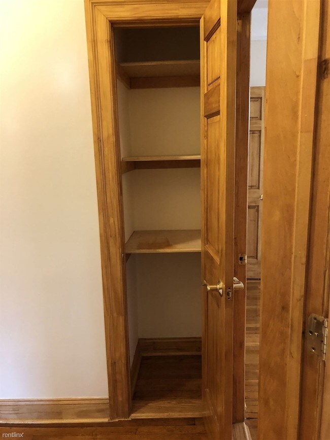 Foto del edificio - 4214 23rd Ave