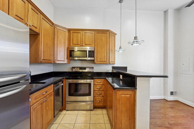 Foto del edificio - 1006 N St NW