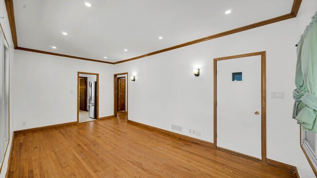 Foto del edificio - 2 Bedroom 1.5 Bathroom House for Rent!