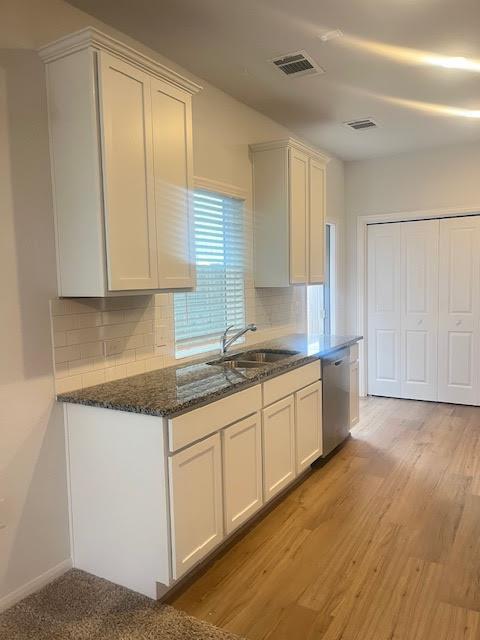 Building Photo - 300 Kenai Dr