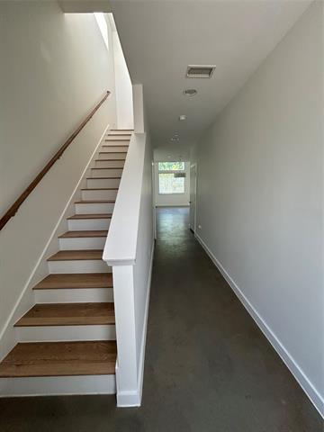 Foto del edificio - 1277 Clifftop Ln