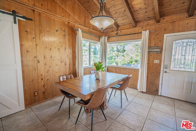 Foto del edificio - 35315 Glenwall St