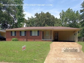 Building Photo - 3120 Beauchamp Dr