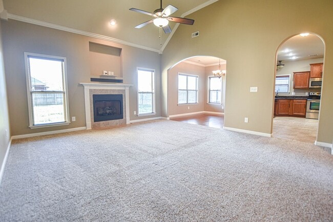 Building Photo - Three Bedroom in Fields of Northmeade!