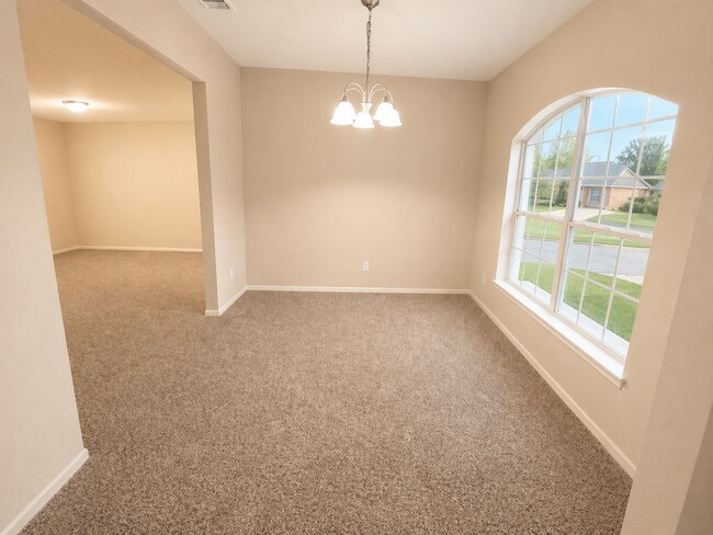 Foto del edificio - AVAILABLE NOW, APPLY TODAY ON OUR WEBSITE!!!