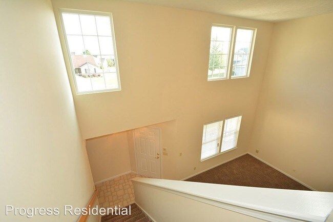 Building Photo - 6002 Morning Dove Dr