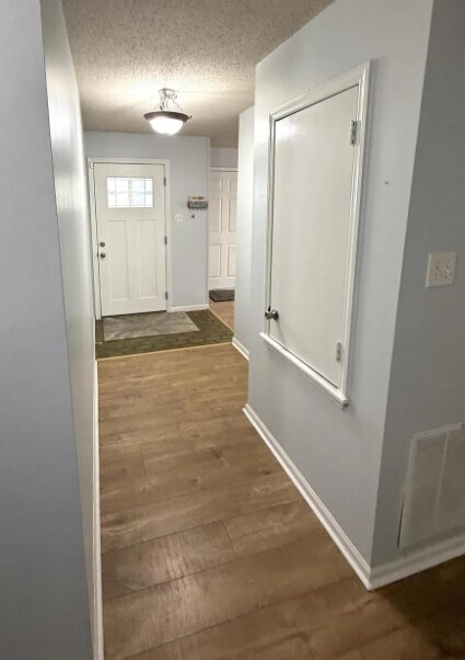 Foto del edificio - 7 Hickory Ln
