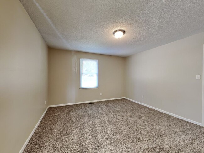 Building Photo - 551 Texas Trail