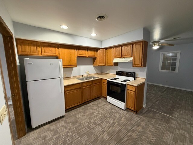 Foto del edificio - 208 Washington St