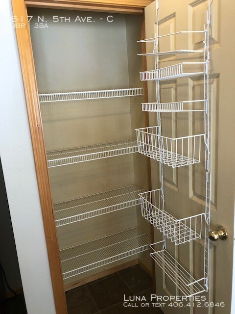 Foto del edificio - 617 N 5th Ave