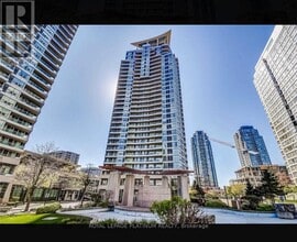 Building Photo - 33 Elm Dr W