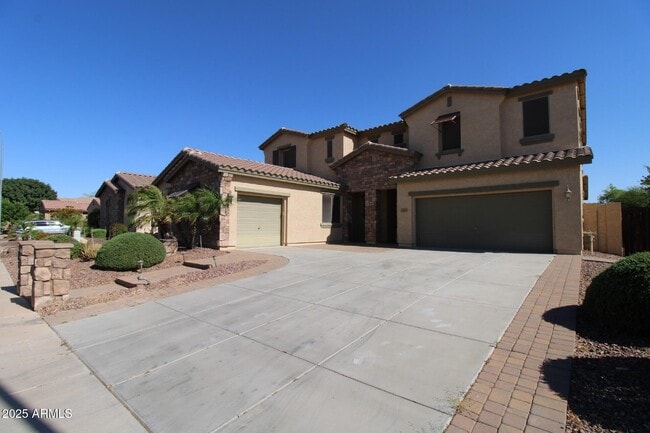Building Photo - 3929 E Tonto Pl
