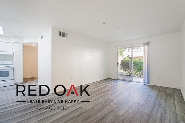 Building Photo - 32325 S Pasadena St