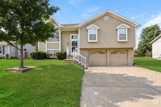 Building Photo - 1303 Magnolia Dr