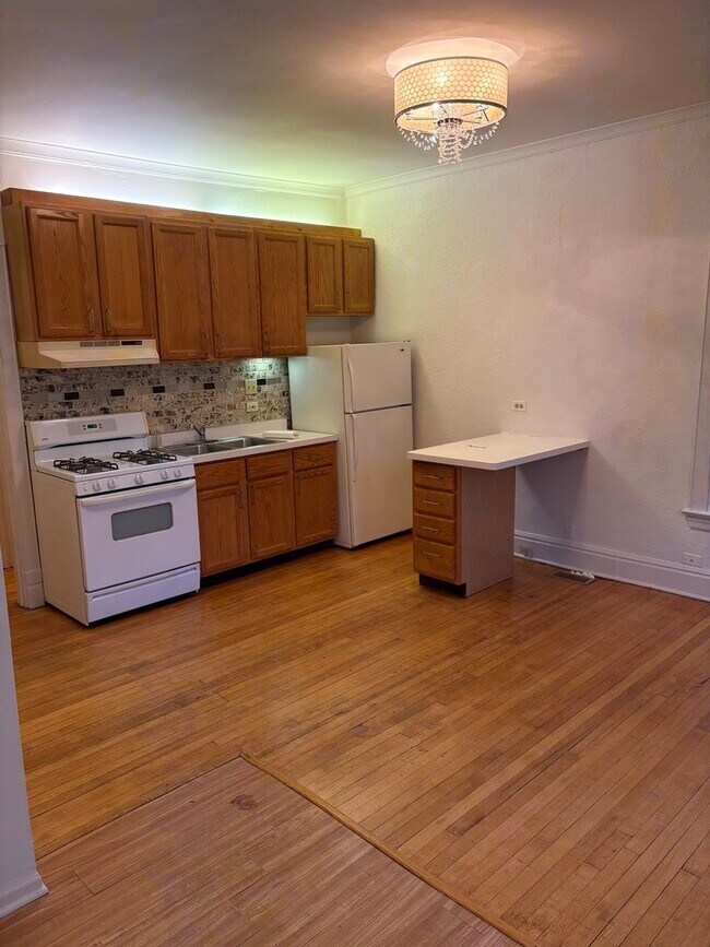 Foto del edificio - 524 Washington Blvd