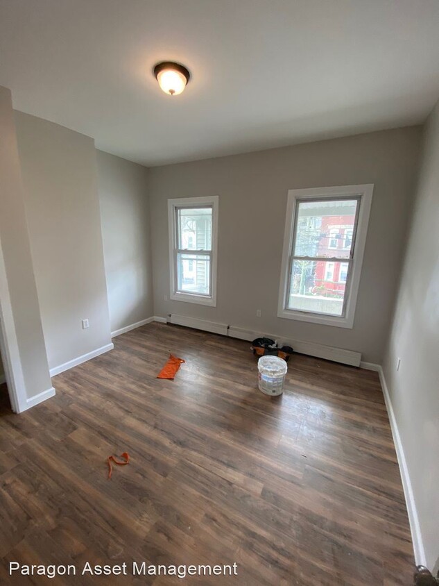 Building Photo - 400 Totowa Ave