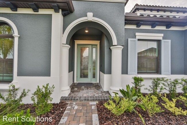 Building Photo - 18201 Pine Hammock Blvd