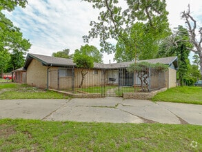 Building Photo - 1700 N Alexander Ln