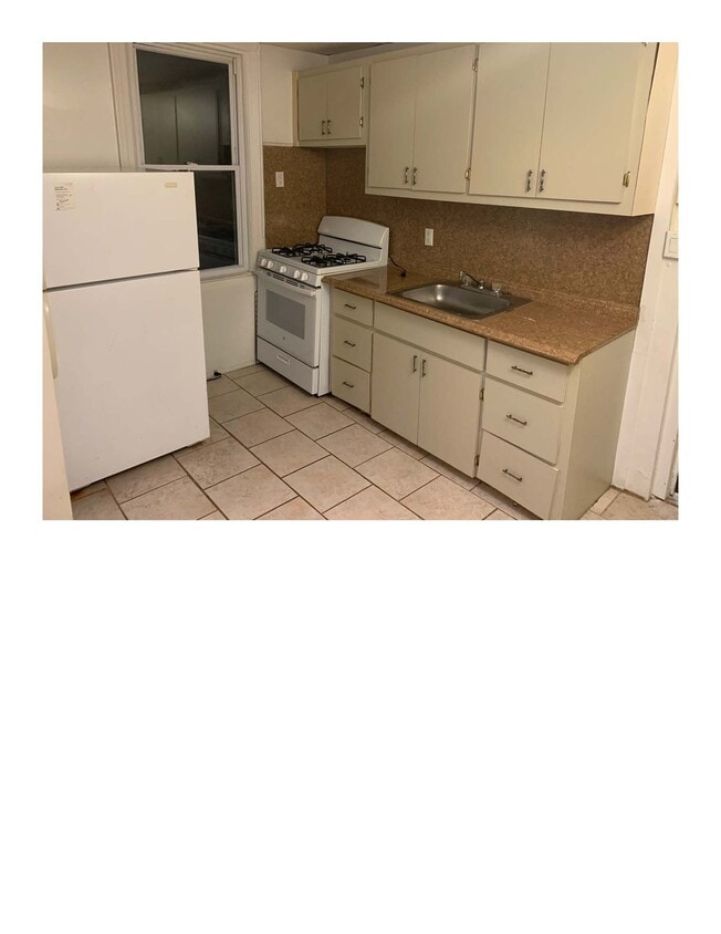 Building Photo - 7159 Austin St