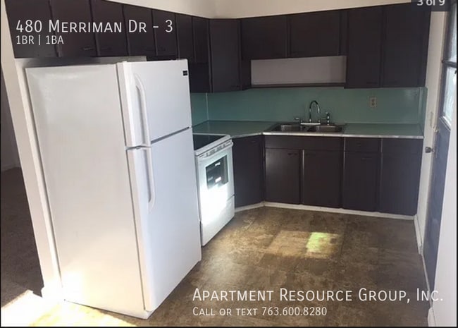Building Photo - 480 Merriman Dr